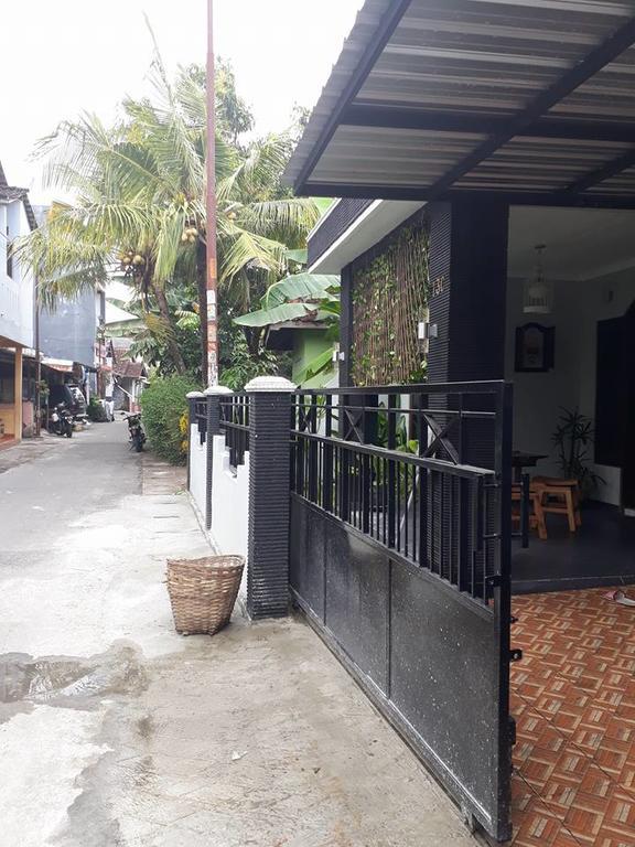 Hotel Renaya Griya Salakan Exteriér fotografie